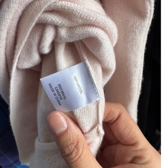One Grey Day Blush Pink Open Back Light Weight Wool Sweater Size Medium - Picture 5 of 5
